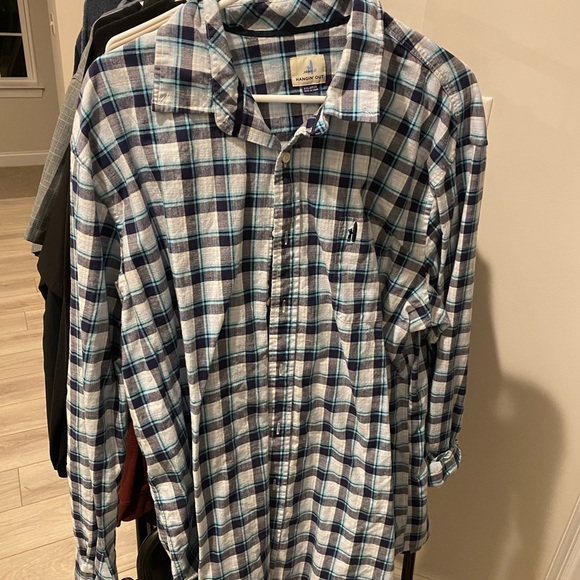Johnnie-O Hangin’ Out button down in perfect condition - Picture 2 of 3